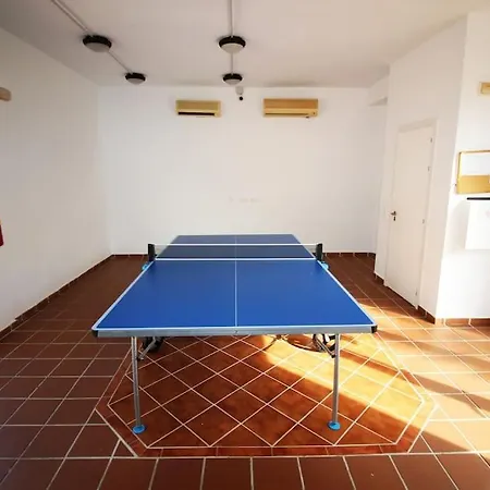 Fuengirola, Torreblanca Del Sol. Calle Tucan N12 *